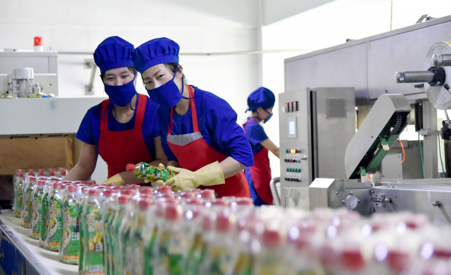 朝鲜女人的工作面貌(1)