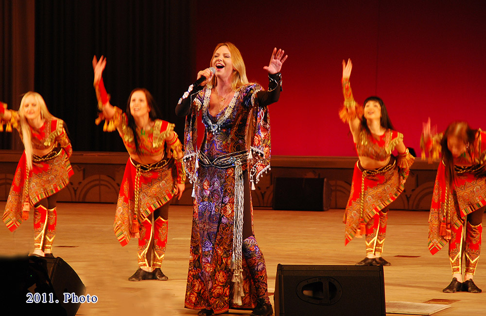 International Art Festival “April Spring Friendship Art Festival” (1)