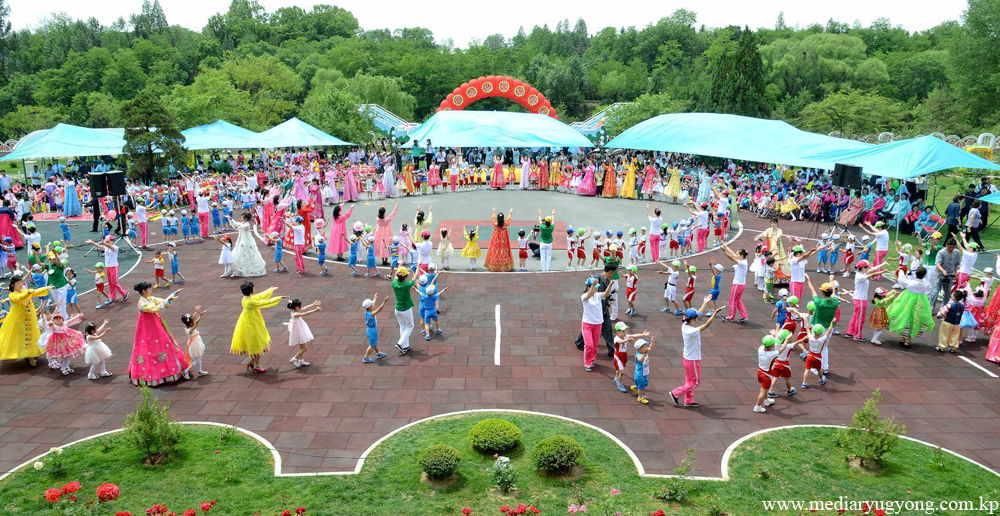 Crèche et la maternelle d’orphelins de Pyongyang