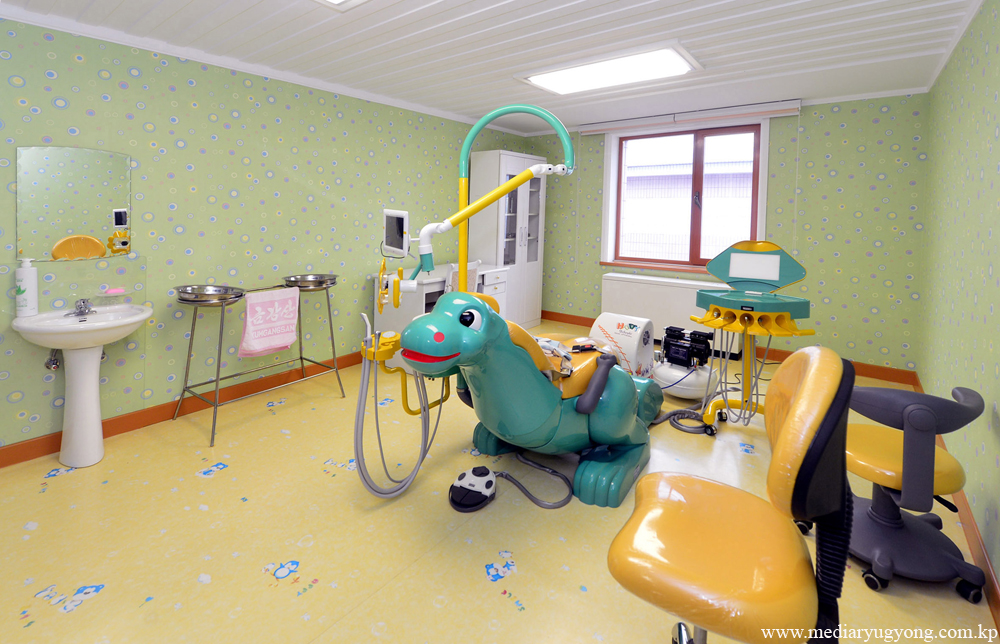 Crèche et la maternelle d’orphelins de Pyongyang