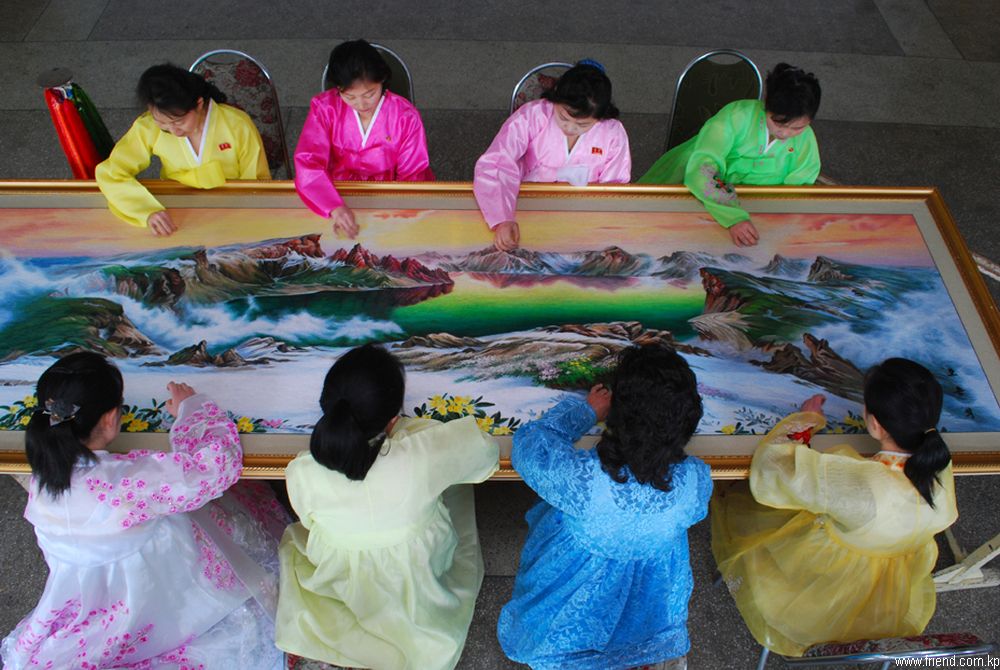 Centre de broderie de Pyongyang