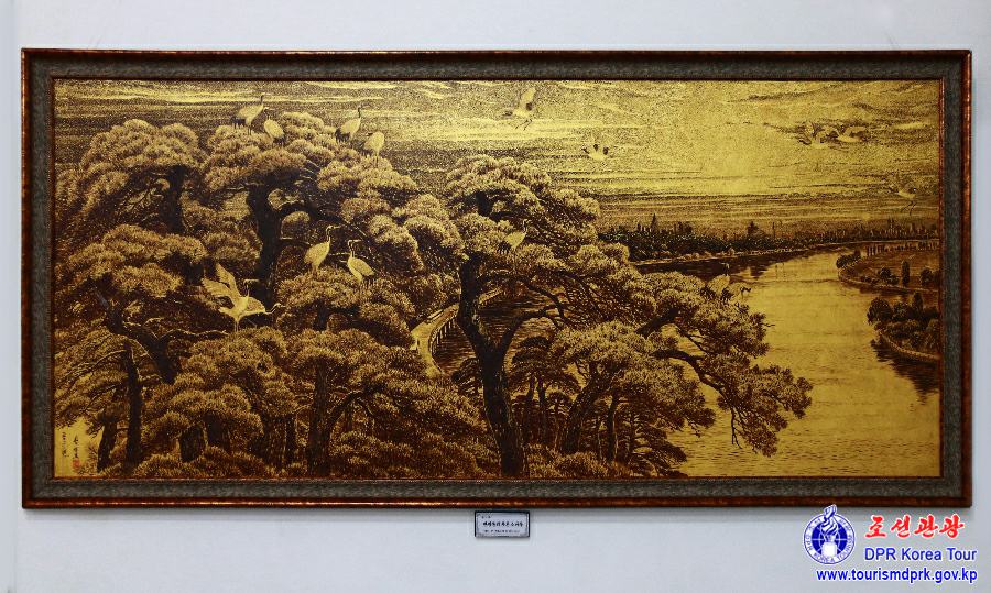 庆祝伟大领袖金日成同志华诞113周年老画家美术展
