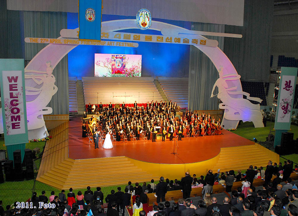 Festival artístico internacional 《Festival Artístico de Amistad Abril en Primavera》(1)