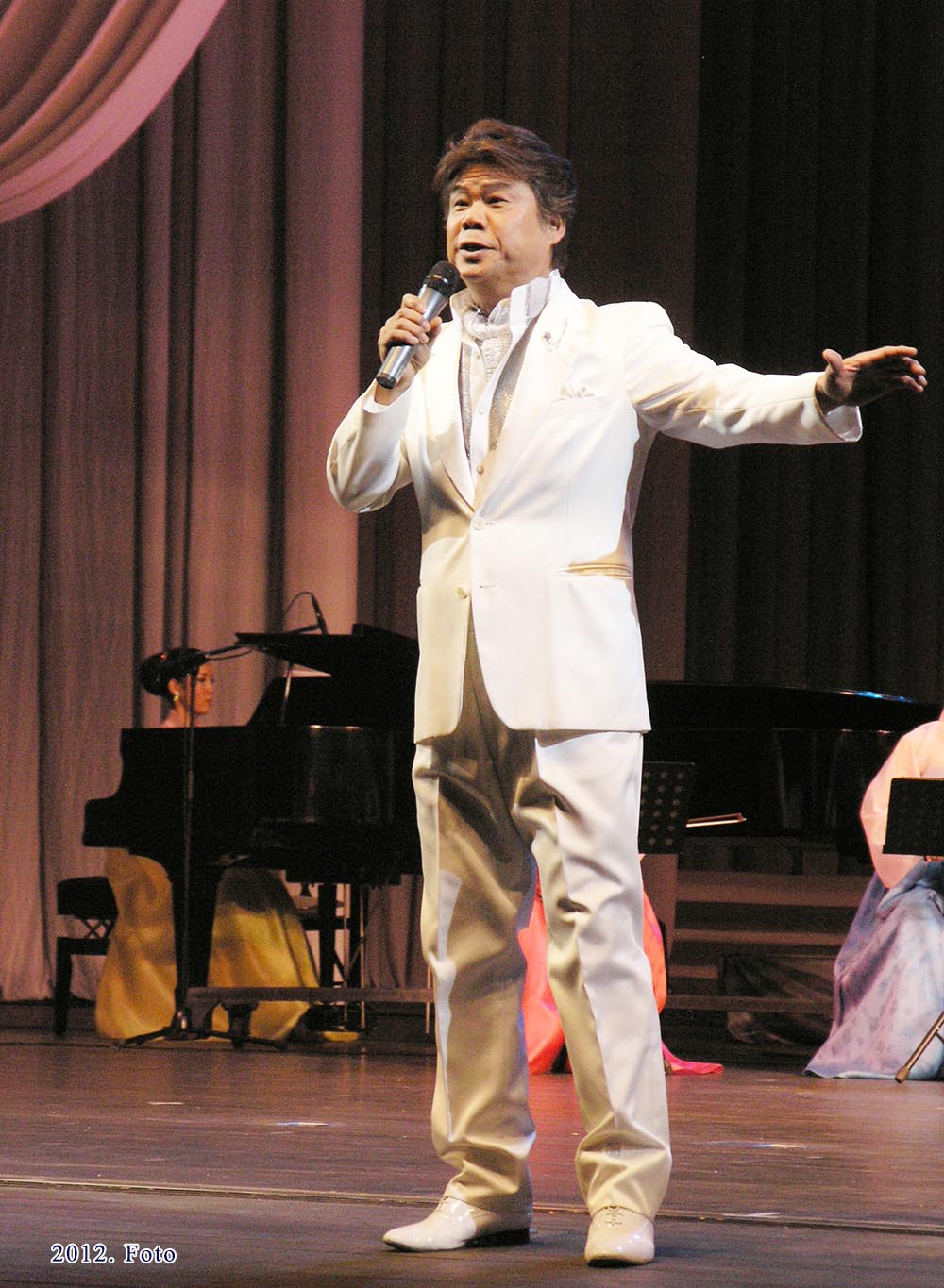 Festival artístico internacional 《Festival Artístico de Amistad Abril en Primavera》(1)