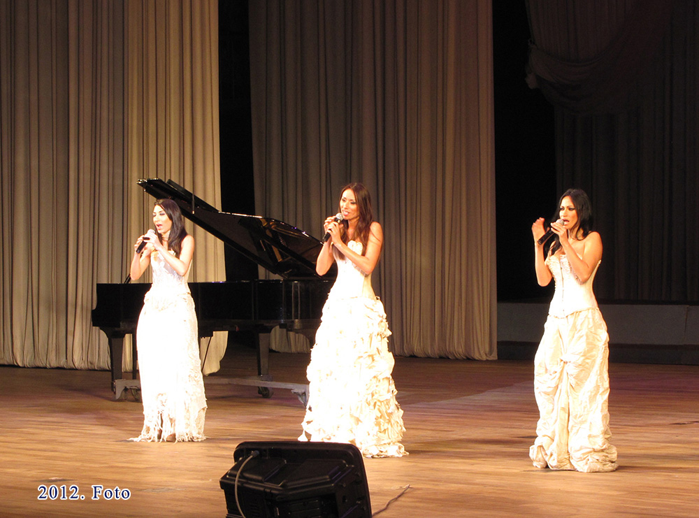 Festival artístico internacional 《Festival Artístico de Amistad Abril en Primavera》(1)