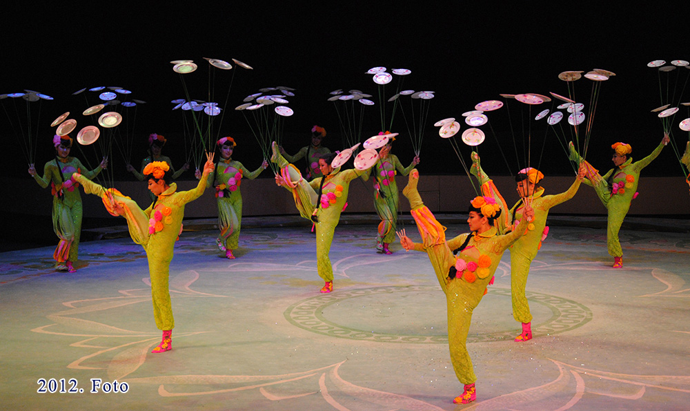 Festival artístico internacional 《Festival Artístico de Amistad Abril en Primavera》(2)
