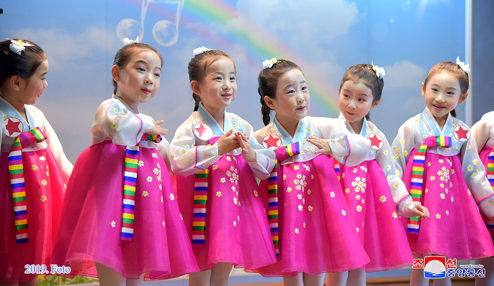 Niňos de Corea (1)