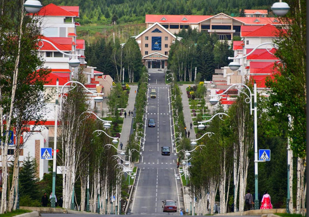 Samjiyon, ciudad moderna urbe montaňosa(1)